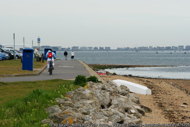 Cycle route round Parkstone Bay